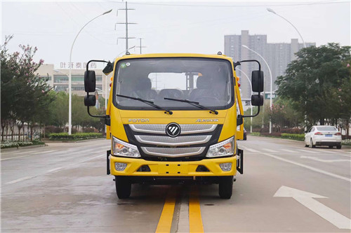 國六福田歐馬可藍牌一拖二清障車