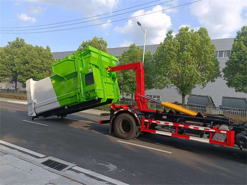 東風(fēng)?天錦勾臂垃圾車