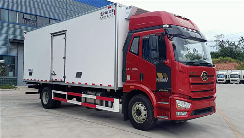 國六解放J6L精英版7.5米冷藏車，10噸國六冷藏車